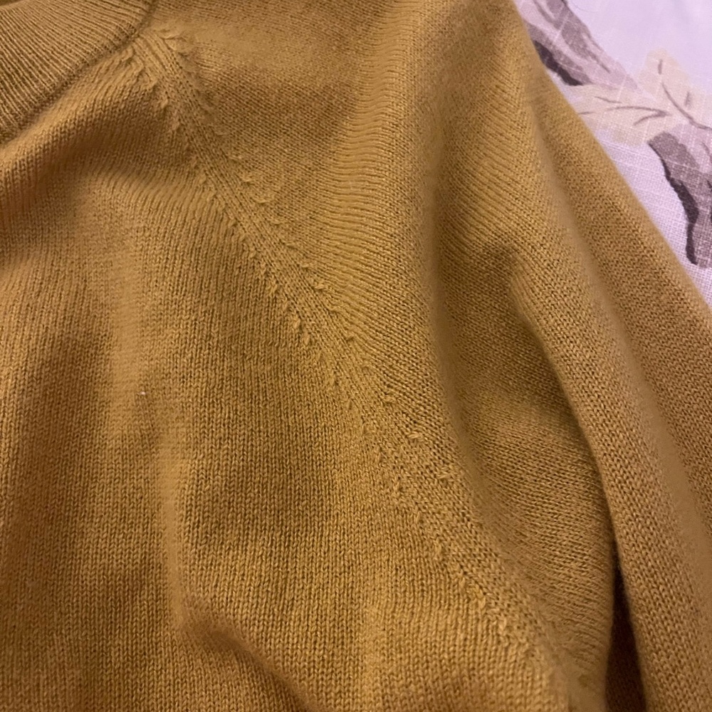 THE GREAT Mustard Cashmere Cardigan Size Small. - Picture 9 of 10
